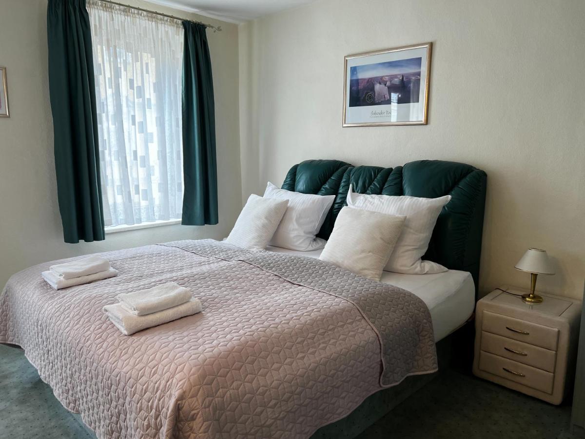 Hotel Zur Sonne Falkenstein エクステリア 写真