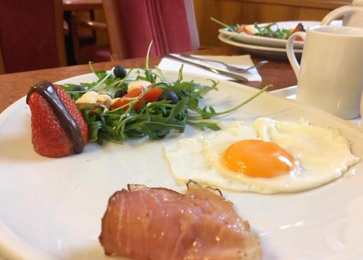 Hotel Zur Sonne Falkenstein エクステリア 写真