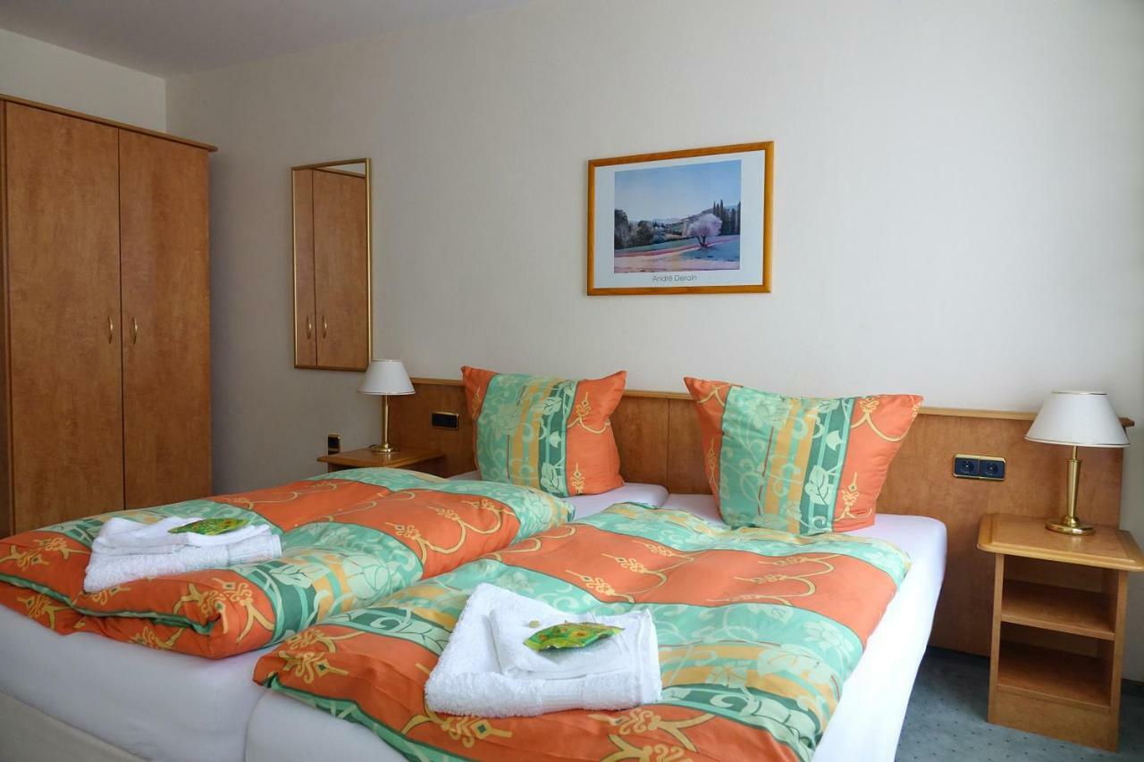 Hotel Zur Sonne Falkenstein エクステリア 写真
